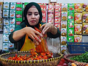 Dear Warga Cimahi, Harga Cabai di Pasar Atas Baru Lagi Turun Nih!