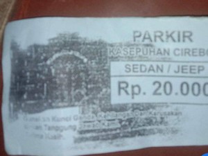 Heboh Tarif Parkir Tak Wajar di Kawasan Keraton Kasepuhan Cirebon