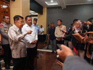 Solusi Jusuf Kalla Atasi Lonjakan Pengungsi Rohingya Masuk Indonesia