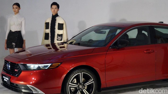 All New Honda Accord mulai mengaspal di Surabaya All New Honda Accord mulai mengaspal di Surabaya