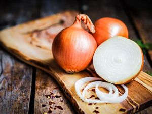 3 Tips Menyimpan Bawang Bombai agar Awet Segar