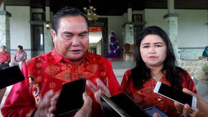 Bupati Kutai Barat, FX Yapan.