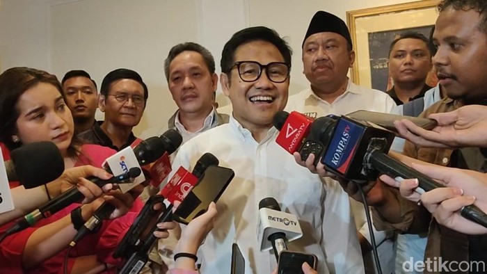 Calon wakil presiden nomor urut 1, Muhaimin Iskandar atau Cak Imin, mengaku deg-degan jelang debat cawapres pada 22 Desember besok. (Kurniawan F/detikcom)