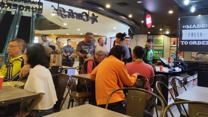 Carls Jr mau tutup dari RI