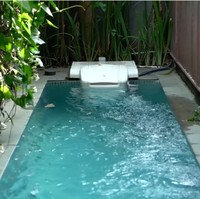 Selain itu, halaman depan memiliki kolam renang. Kolam imut buat latihan, kata pria bernama lengkap Muhammad Pradana Budiarto itu saat muncul di konten YouTube Taylany TV. Kolam tersebut dilengkapi mesin untuk membuat arus. (Foto: YouTube/Taulany TV)