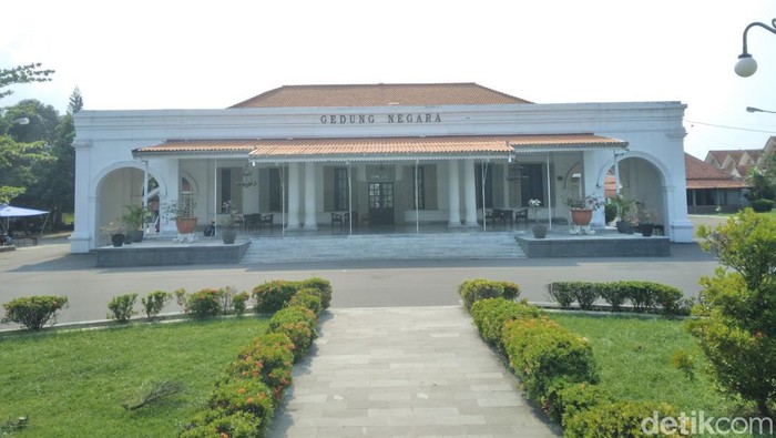 Gedung Negara Cirebon