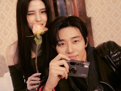 8 Gaya Han So Hee & Park Seo Joon Jadi Visual Couple, Diharapkan Pacaran