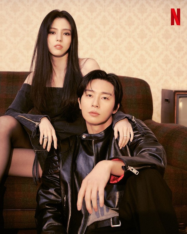 Penggemar dapat menantikan penayangan Gyeongseong Creature, yang dibagi dalam dua bagian. Bagian pertama Gyeongseong Creature akan tayang pada 22 Desember dengan jumlah 10 episode. Sedangkan penayangan bagian kedua Gyeongseong Creature menyusul tahun depan, pada 5 Januari, dengan 3 episode. Foto: dok. Instagram @netflixkcontent