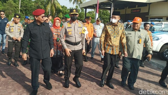 Kapolda Bengkulu, Irjen Armed Wijaya saat apel Operasi Lilin.