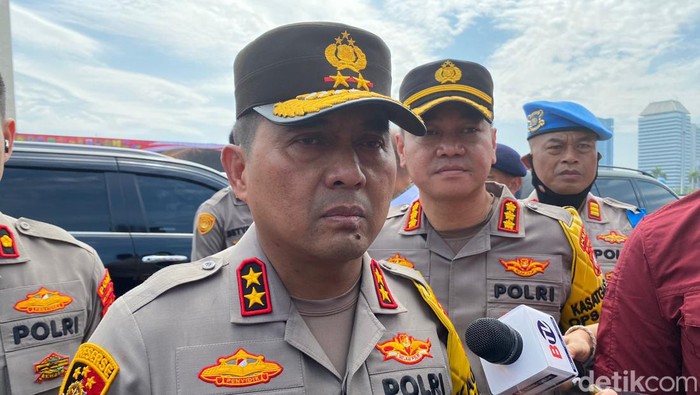 Kapolda Metro Jaya Irjen Karyoto di Monas.