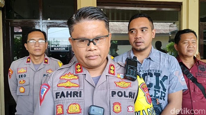 Kapolres Indramayu AKBP M Fahri Siregar