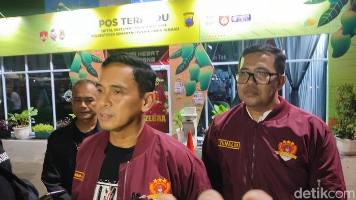 Kapolrestabes Semarang Kombes Irwan Anwar saat memberikan keterangan pers di Pos Terpadu Simpang Lima, Semarang, Kamis (21/12/2023).