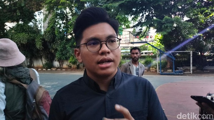 Ketua Badan Eksekutif Mahasiswa (BEM) UI Melki Sedek Huang dinonaktifkan sementara (Astrid/detikcom).