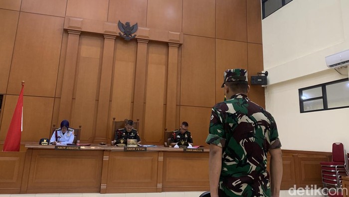 Mantan Koorsmin Kabasarnas Letkol Afri Budi Cahyanto didakwa menerima suap Rp 8,3 miliar berupa dana komando (dako) terkait kasus dugaan suap pengadaan barang dan jasa di Basarnas tahun 2021-2023. (Mulia B/detikcom)