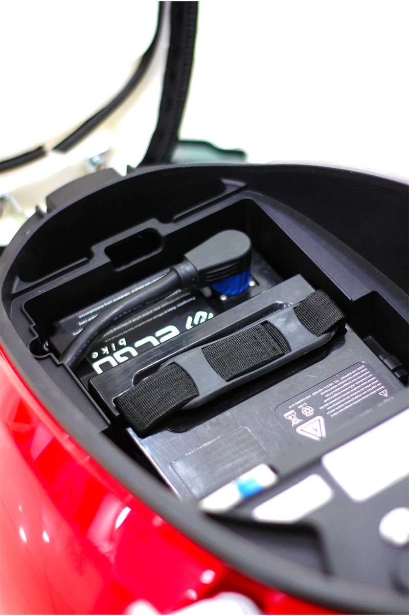 Motor listrik ECGO mendapatkan subsidi dari pemerintah