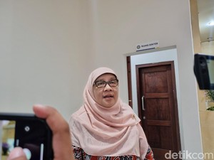 Pakar Unair Prediksi Tak Ada Kenaikan COVID-19 Usai Libur Nataru