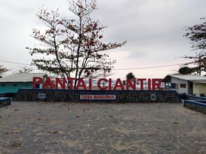 Libur Nataru, Wisata Pantai di Lebak Selatan Jadi Incaran Pengunjung