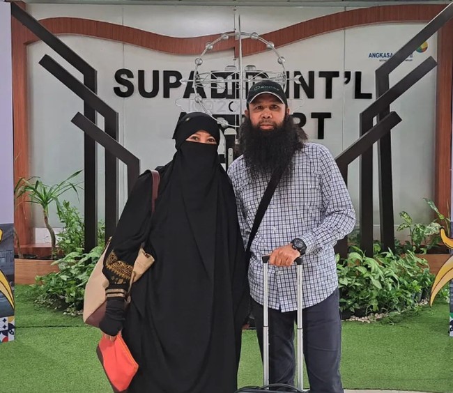 Peggy Melati Sukma dinikahi oleh Reza Abdul Jabbar pada awal tahun ini. Keduanya melaksanakan taaruf sebelum menikah. Foto: Instagram @peggymelatisukma_khadijah