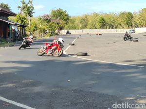 Tembus Red Bull MotoGP Rookies, Begini Latihan Veda di Kampung Halaman