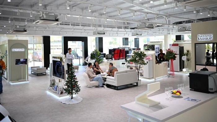 PT. LG Electronics Indonesia (LG) resmi memulai beroperasinya LG Experience Store di Erajaya Digital Complex Pantai Indah Kapuk (PIK) 2, Jakarta Utara.