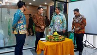 Balikpapan merupakan gerbang masuk ke Kalimantan dan kemudian akan menjadi pusat dalam pengembangan bisnis di kota-kota Kalimantan lainnya. Sejatinya kehadiran TMI di Balikpapan berstatus sebagai Kantor Perwakilan. Namun, seiring dengan tujuan peningkatan kualitas layanan kepada konsumen serta peningkatan potensi bisnis sejalan dengan pertumbuhan ekonomi dan pembangunan Ibu Kota Negara di Kalimantan Timur, maka TMI pun mengukuhkan kehadirannya dengan meningkatkan status Kantor Perwakilan menjadi Kantor Cabang Balikpapan.