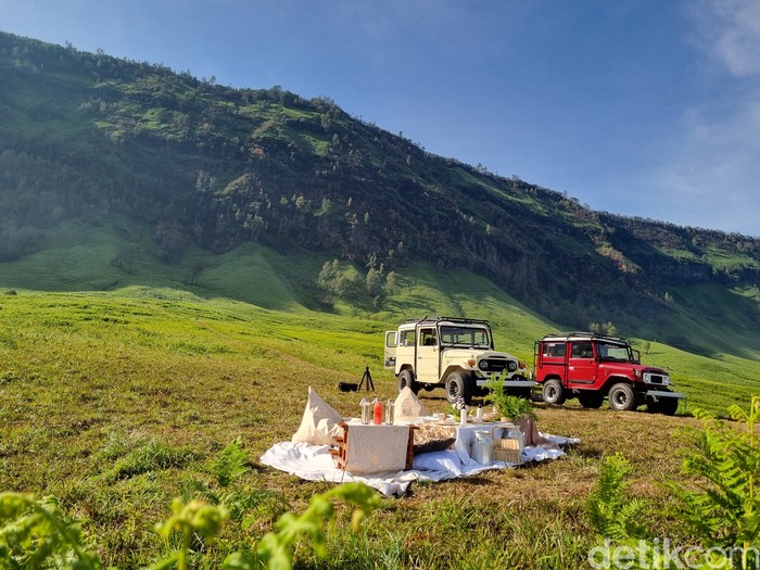 Pengalaman merasakan piknik estetik di Bromo