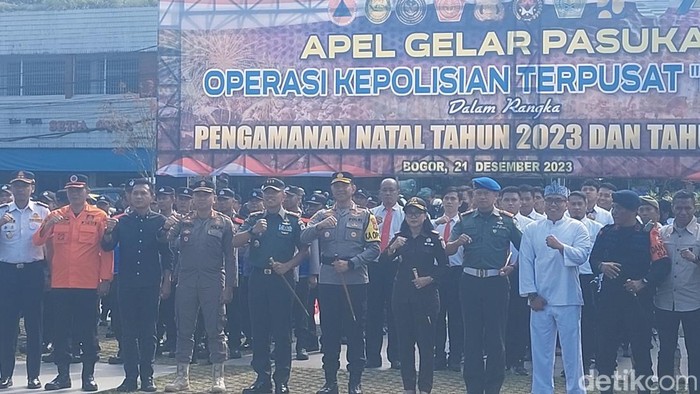 Polresta Bogor Kota menyiapkan 1.300 personel gabungan mengamankan Natal dan tahun baru di Kota Bogor.