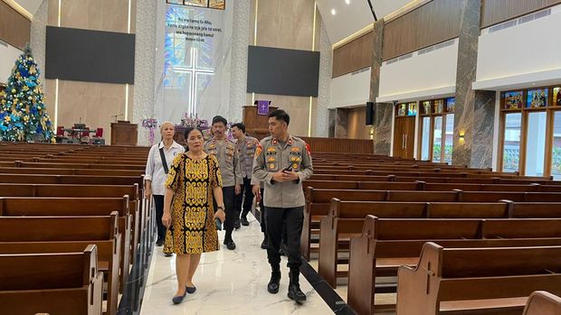 Polsek Setiabudi mengecek gereja jelang Natal