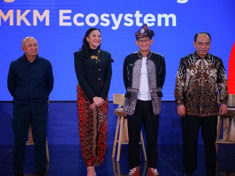 Putri Tanjung
