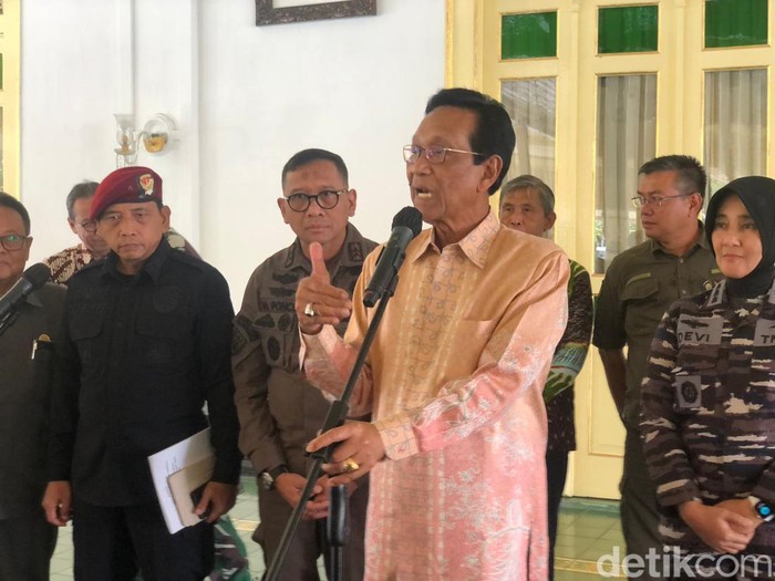 Jumpa pers Rakor Forkopimda jelas Nataru di Kompleks Kepatihan, Kamis (21/12).