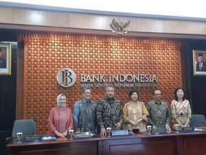 Bos BI Buka Peluang Suku Bunga Acuan Turun di Semester II 2024
