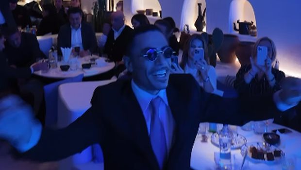 Salt Bae Buka Resto Lagi! Kali Ini Menunya Hidangan Khas Yunani