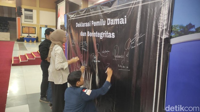 Simposium Pemilu 2024 Damai dan Berintergritas diikuti BEM di Malang Raya