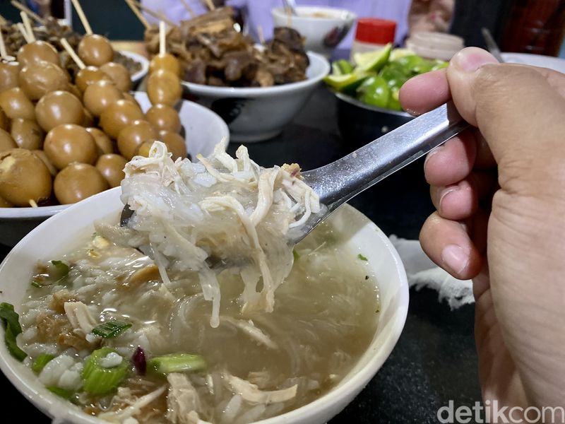 Soto Ayam Bang Ari