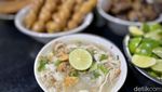 Hangat Kemepul! Soto Ayam Semarang yang Dimasak Pakai Kayu Bakar
