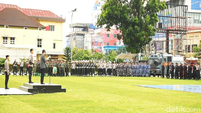 Suasana Apel di Polda Sumsel yang dipimpin oleh PJ Gubernur dan Kapolda Sumsel.