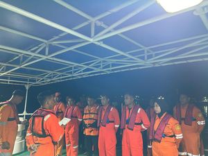 Kapal Bigetron Bawa 28 Penumpang Hilang Kontak di Mamuju, Tim SAR Dikerahkan