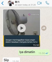 Chat kocak anak dan orangtua ini bikin yang membacanya jadi kangen dengan emak dan bapak. Sudah bilang i love you belum ke mereka hari ini?