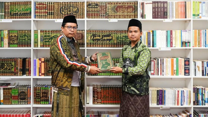 Duta Besar Republik Indonesia untuk Tunisia, Zuhairi Misrawi Resmikan Perpustakaan Ibnu Khaldun PCINU Tunisia (dok,ist)