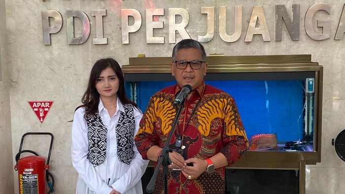 Sekjen PDIP Hasto Kristiyanto di DPP PDIP, Jakarta Pusat, Jumat (22/12/2023).