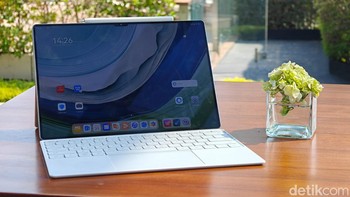 MatePad Pro 13.2 dibekali Huawei Sound untuk memberikan pengalaman audio imersif. Ada enam titik speaker dengan kekuatan hingga 82dB dan algoritma peningkatan SmartBass Foto: Adi Fida Rahman/detikINET