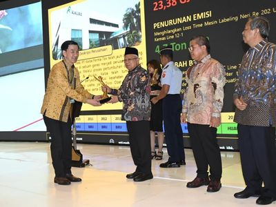 Kalbe Raih Penghargaan Proper Emas