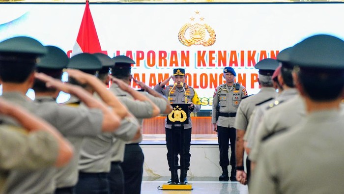 Kapolri Naikkan Pangkat Kapolda Papua Barat Brigjen Jhonny Edison Isir Jadi Irjen