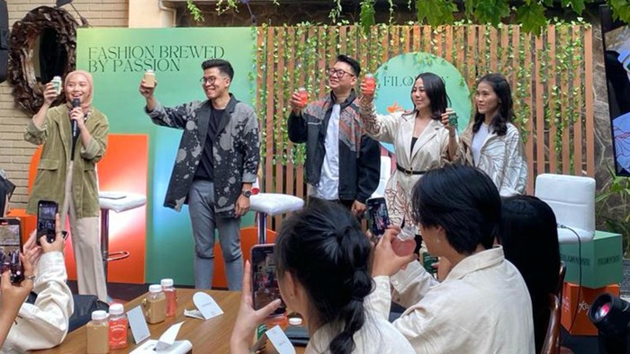Kolaborasi Estetis Industri Kopi dan Fesyen Kolaborasi Estetis Industri Kopi dan Fesyen