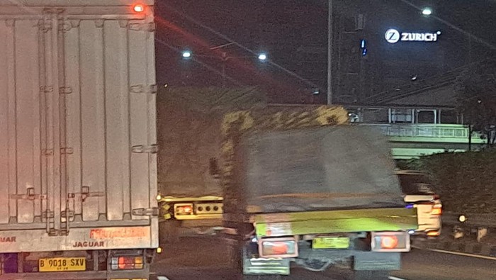 Macet Tol Dalam Kota (Amel-detikcom)