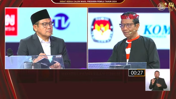 Mahfud Md mengatakan salah satu strategi meningkatkan perdagangan global dengan mengutamakan diplomasi ekonomi. Menurut Cak Imin, gagasan Mahfud normatif. (YouTube KPU RI)