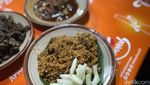 Mencicipi Kelezatan Nasi Goreng Babat Hengky yang Legendaris