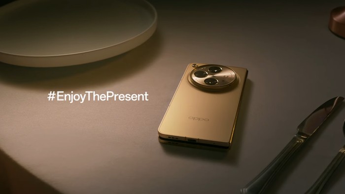 OPPO Enjoy The Present