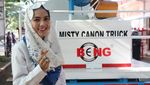 Desy Nike Ria Sumbangkan Canon Misty Truck untuk Atasi Polusi