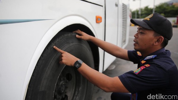 Pemeriksaan Kelayakan Bus AKAP Terus Dilakukan